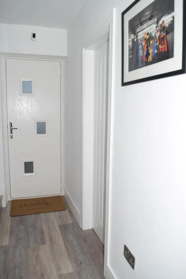 Homestay Airport Padzzz Apartment Wythenshawe United Kingdom