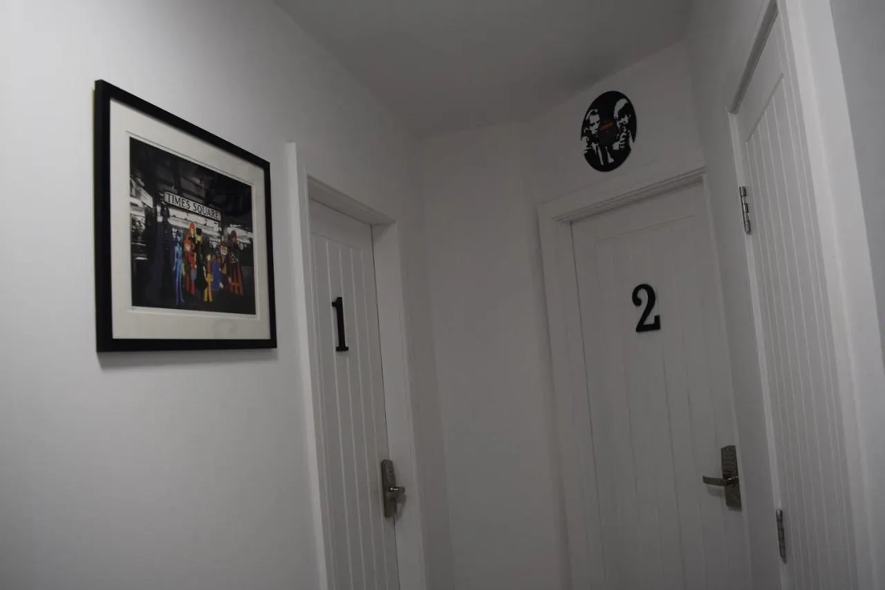 Airport Padzzz Apartment Wythenshawe Homestay