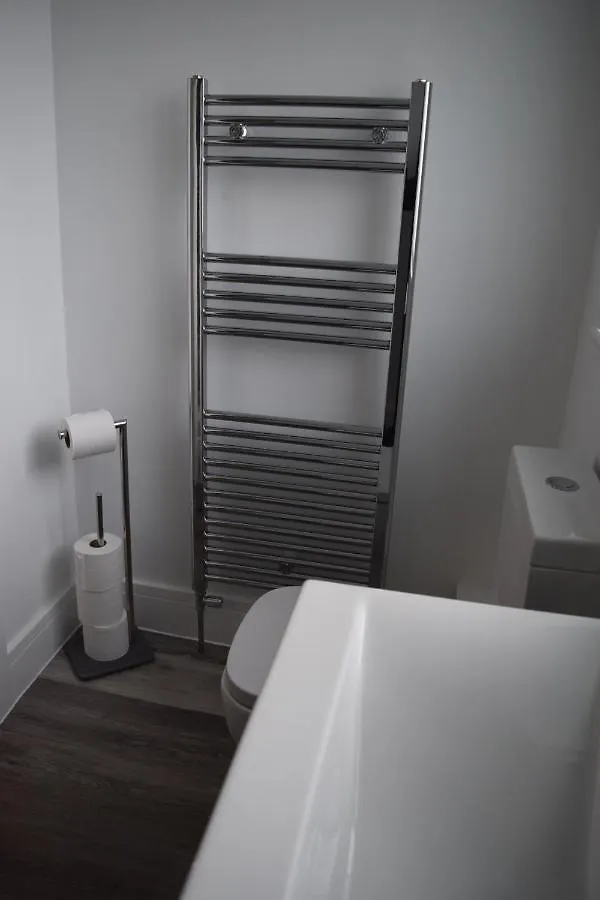 Airport Padzzz Apartment Wythenshawe United Kingdom